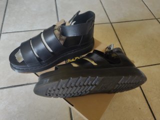 Dr. Martens Clarissa Sandali Neri