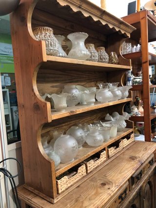 Vitrina Rústica Madera y Mimbre