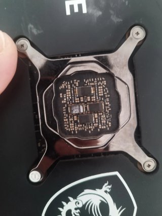 MSI RTX 3070 Trio para reparar