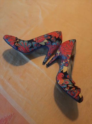 Zapatos tacón Rocket Dog estampado floral T40