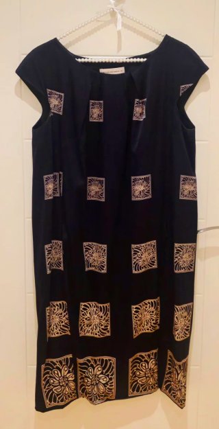 Vestido Purificación García Negro y Dorado