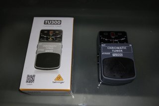 Pedal Afinador Behringer TU300 Cromático