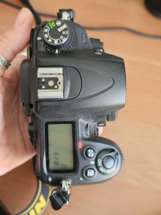 Kit Nikon D7000 (solo 7k disparos) completo!