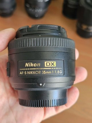 Kit Nikon D7000 (solo 7k disparos) completo!