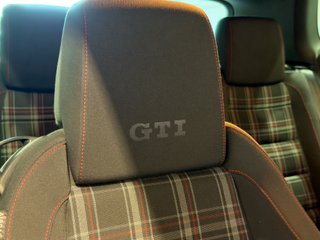 Volkswagen Golf 2.0 TSI 210cv GTI