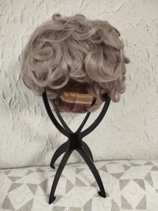 Peluca pelo natural gris ondulada