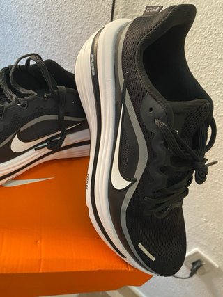Tenis Nike Negro y Blanco