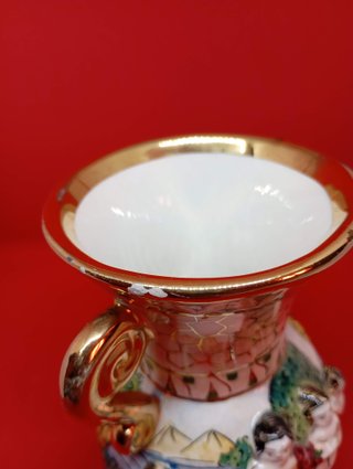 Vaso vintage Ceramica Capodimonte bordi Dorati