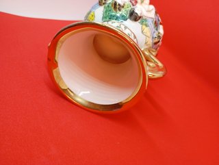 Vaso vintage Ceramica Capodimonte bordi Dorati
