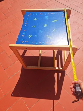 Pupitre infantil Montessori azul