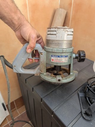 Fresadora Makita Eléctrica