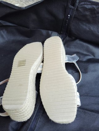 Sandalias Lady Glory cuña esparto beige y plata