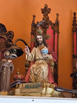 Sagrado Corazón Entronizado Talleres Olot