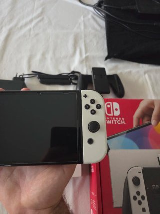 Nintendo Switch OLED
