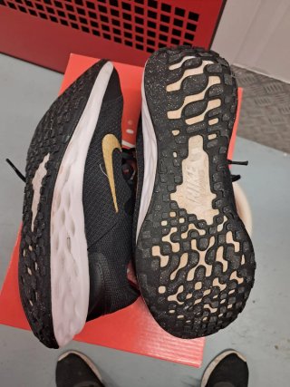 Nike Bambas Mujer Talla 38 Negro/Dorado