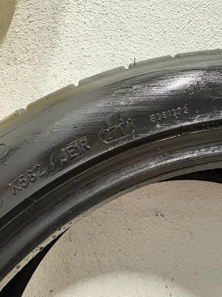 4 Neumáticos Dunlop 225/45 ZR19 96W