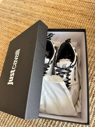 Zapatillas Just Cavalli Blancas y Grises