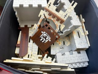 Castillo de madera para niños