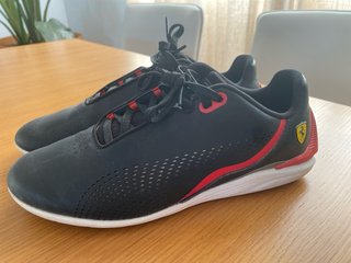 Zapatillas Puma Ferrari Negras y Rojas