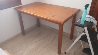 Mesa de madera maciza