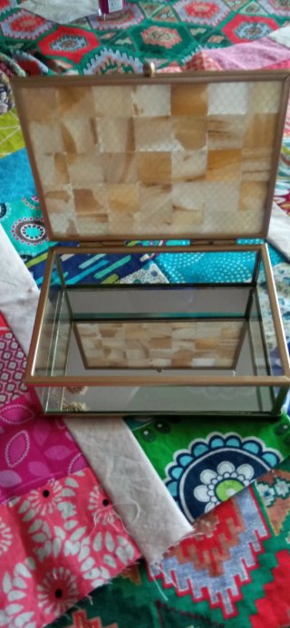 Joyero Cristal y Nácar Dorado