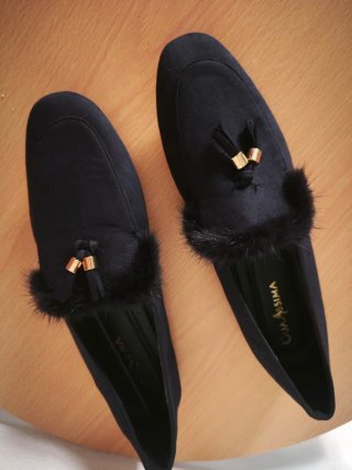 Mocasines ante azul marino con pelo