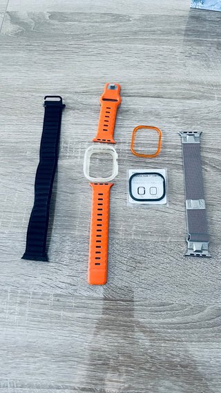 Apple Watch Ultra 2 Titanio + Correas