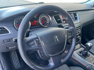 Peugeot 508 1.6 HTV ALLURE Automatico