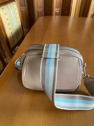 Bolso bandolera beige y multicolor