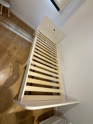 Cama infantil evolutiva + cajón baúl