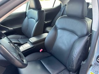 Lexus IS220d Sport