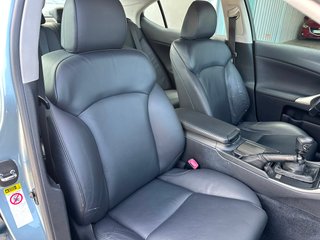 Lexus IS220d Sport