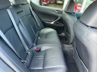Lexus IS220d Sport