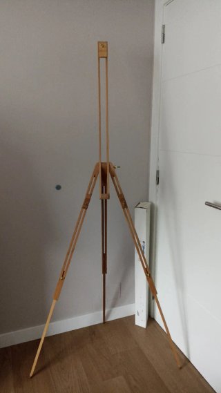 Caballete trípode NUEVO