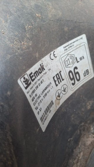 Cortacesped de bateria oleomac