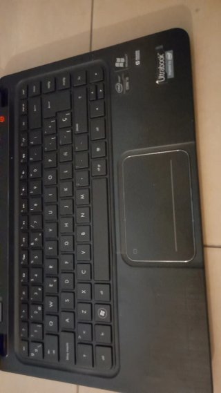 Ordenador portátil HP negro