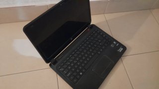 Ordenador portátil HP negro