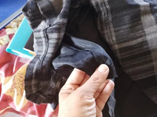 Falda de cuadros gris y negra