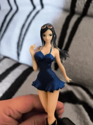 Figura Nico Robin Dead or Alive