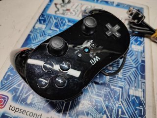 Mando Clásico Nintendo Wii Negro