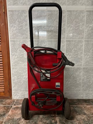 Cargador Baterías Ferve FAST F-925