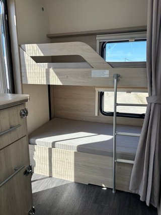Caravana ocasion STERCKEMAN EASY 380 CE