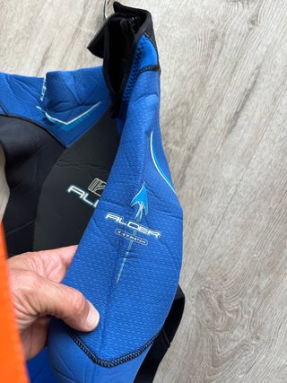 Neopreno Alder Stealth 4/3 Talla M