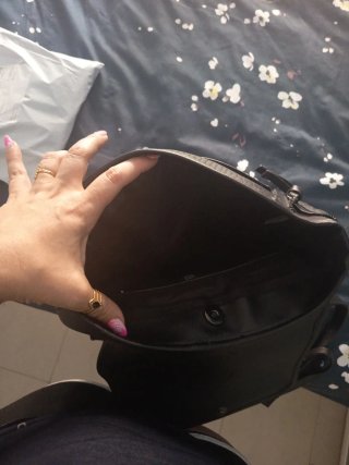Mochila Negra Perforada