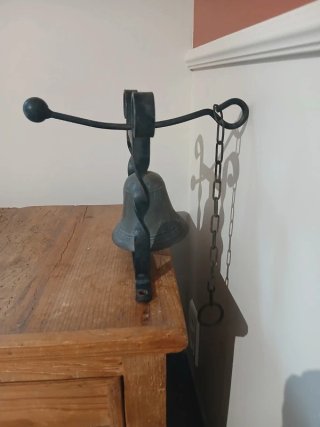 Campana de bronce.