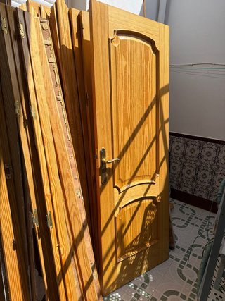Puertas de madera maciza