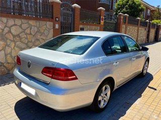 Volkswagen Passat 2011