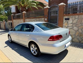 Volkswagen Passat 2011