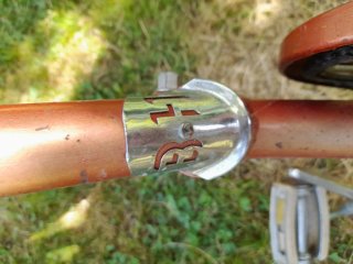 Bicicleta BH plegable roja