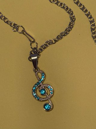 Collana nota musicale blu